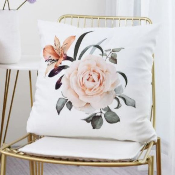 Pink floral throw pillow - Picture 2 of 5